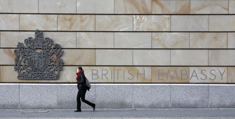 Allemagne: la police arrete un britannique soupconne d'espionnage pour la russie