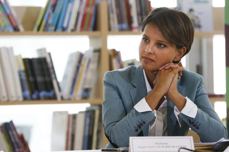 Plainte de l'Education nationale pour un faux visant la ministre