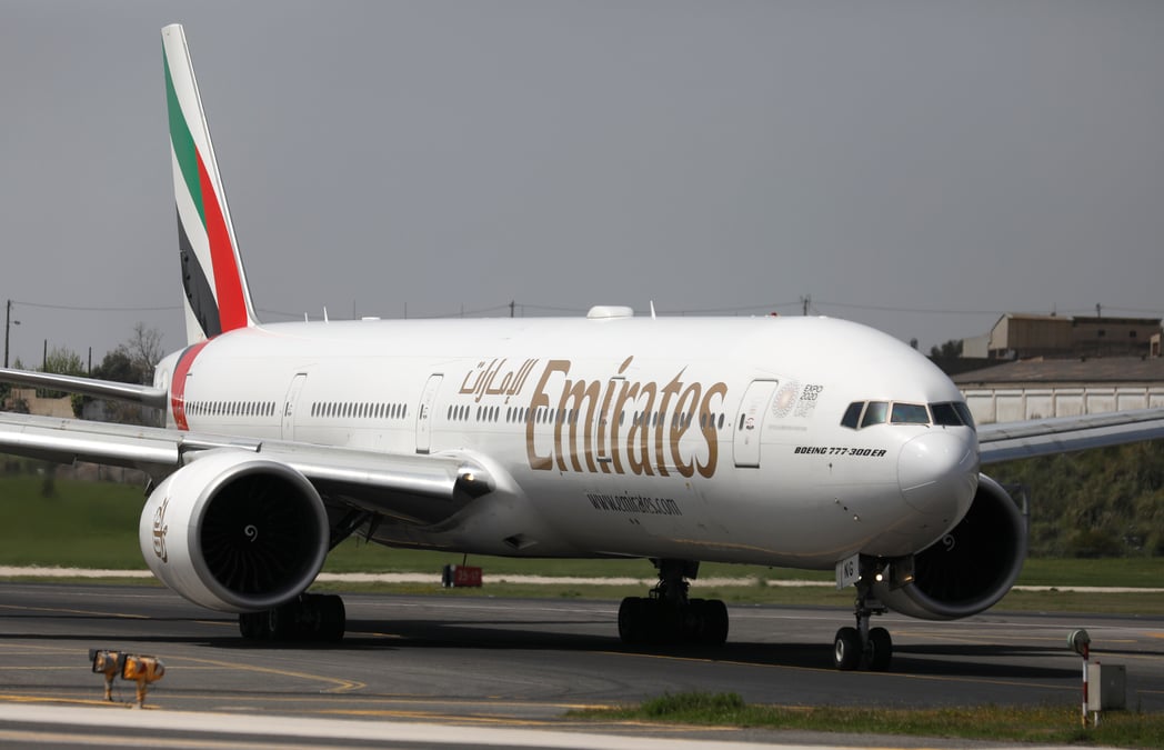 Des passagers d'un vol d'emirates malades en arrivant a new york