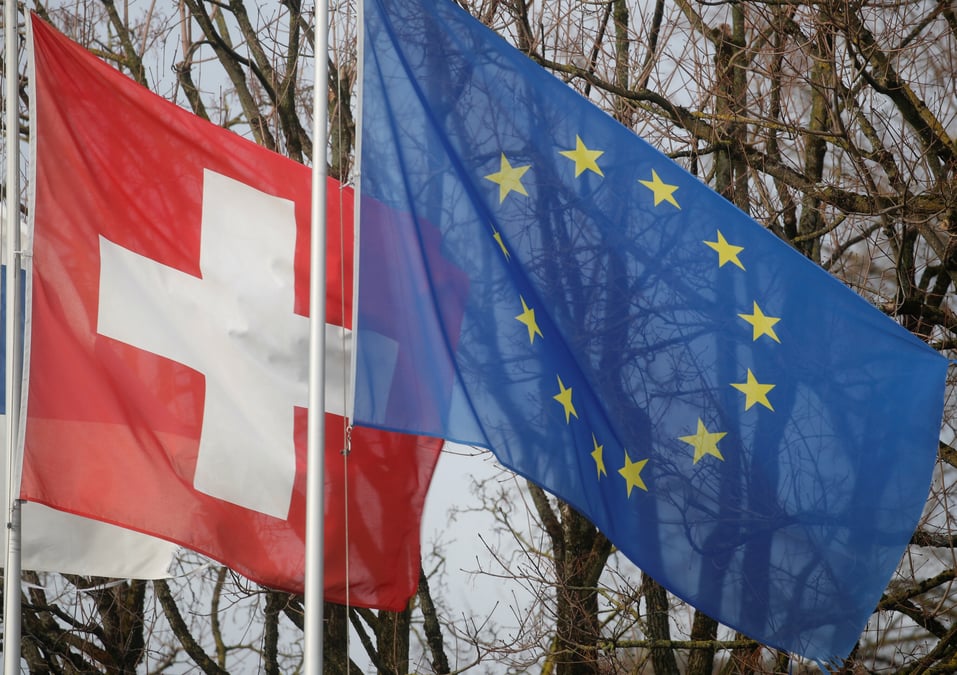 La suisse interdit les voyageurs venant de gb ou d'afrique du sud