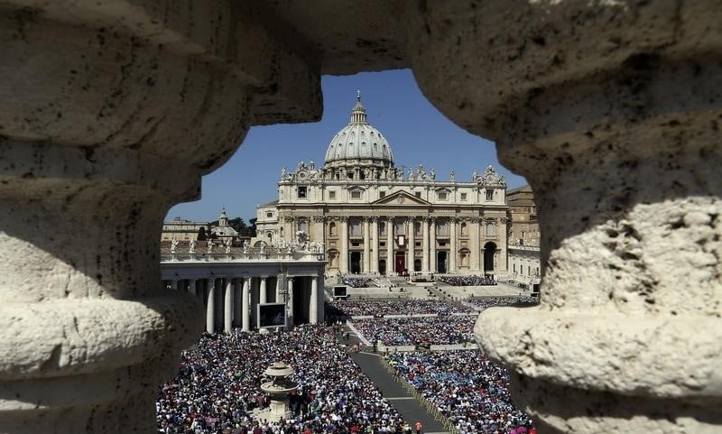 Des defenseurs des droits des homosexuels recus au vatican