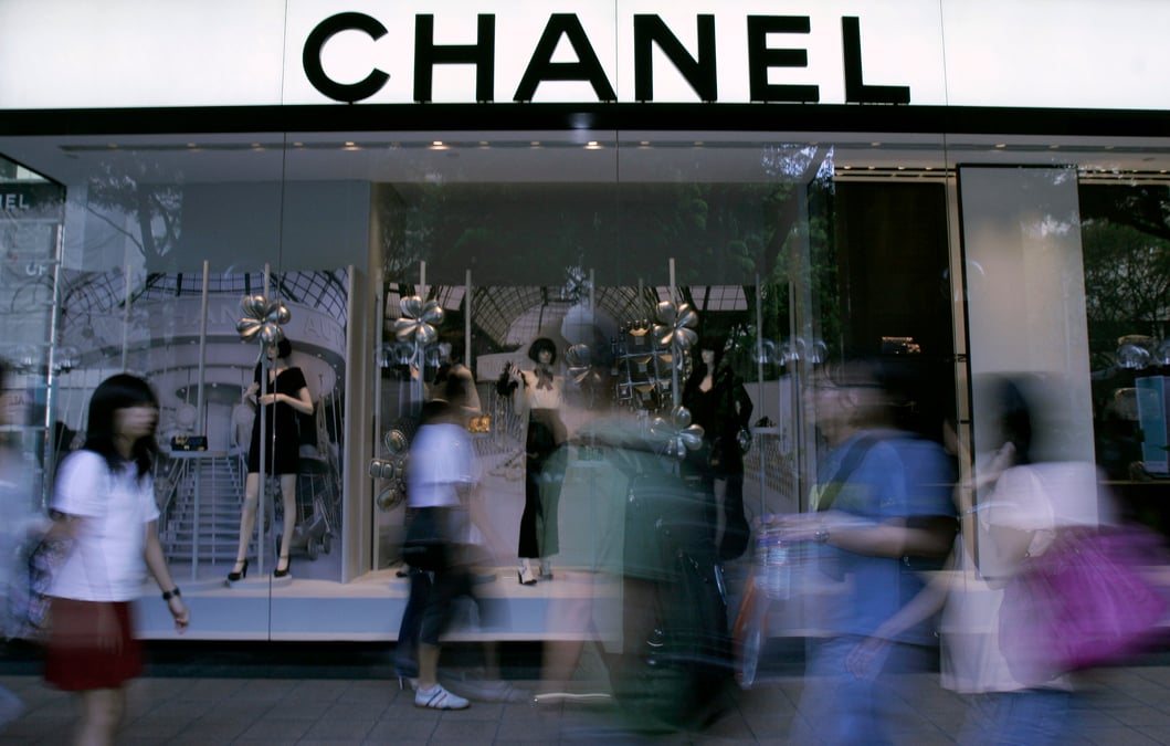 Chanel rachete la marque de maillots de bain de james bond