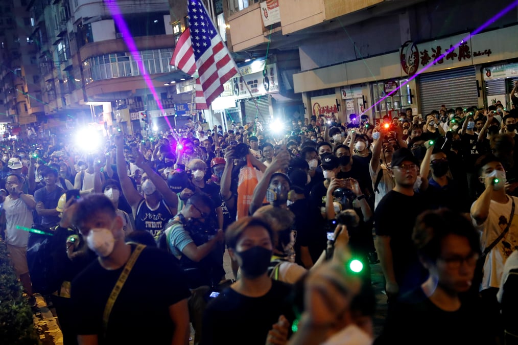 Les usa inquiets de mouvements chinois a la lisiere de hong kong