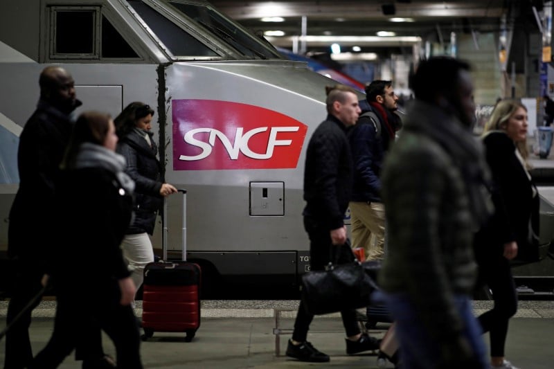 Vers un retour a la normale lundi a la sncf et a la ratp