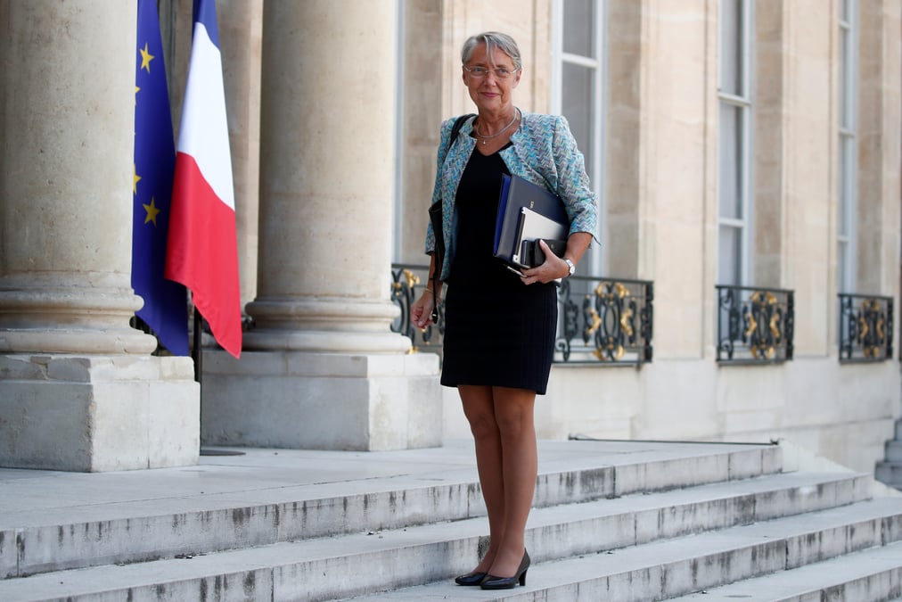 France: vers une generalisation du port du masque en entreprise a la rentree