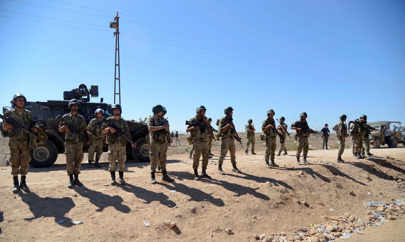 Premiers raids de la coalition contre l'EI en Syrie