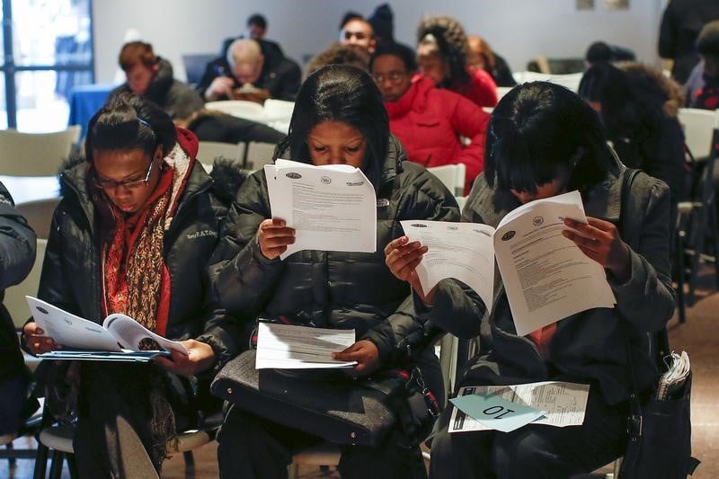 Les creations d'emplois plus fortes que prevu en janvier aux usa