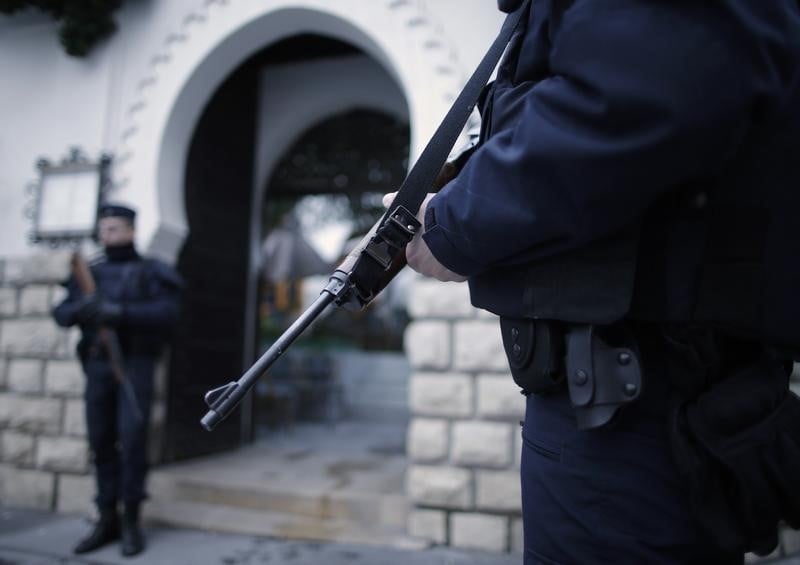 Les policiers se disent a bout de souffle a cause du plan vigipirate