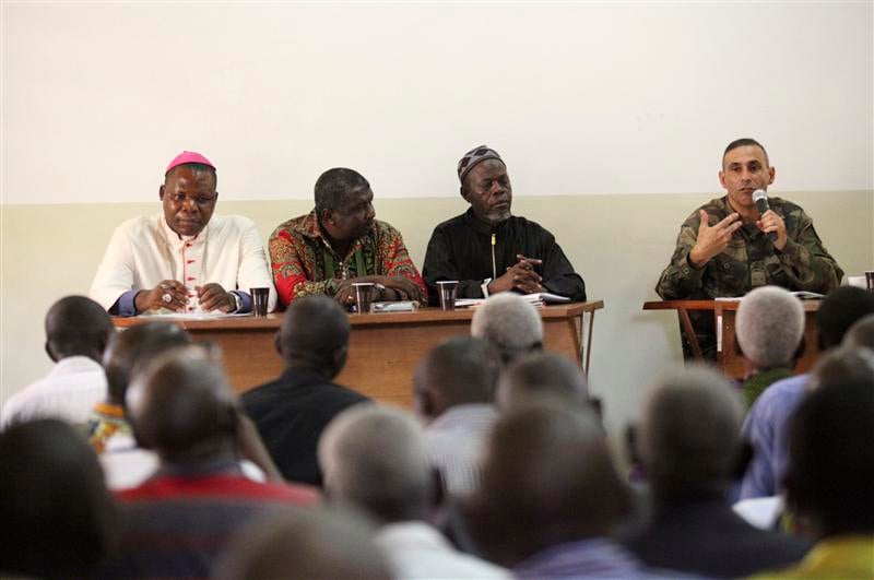 Les anti-balaka "ennemis de la paix", selon un général français