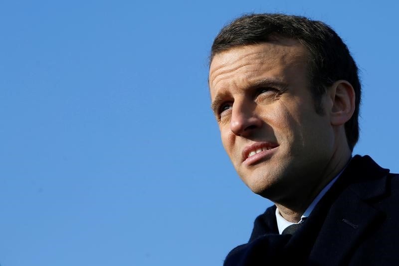 Le camp macron inquiet du risque d'ingerence etrangere