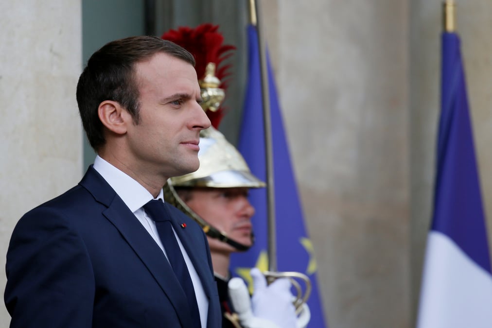 Macron: la lune de miel se poursuit avec les grands patrons