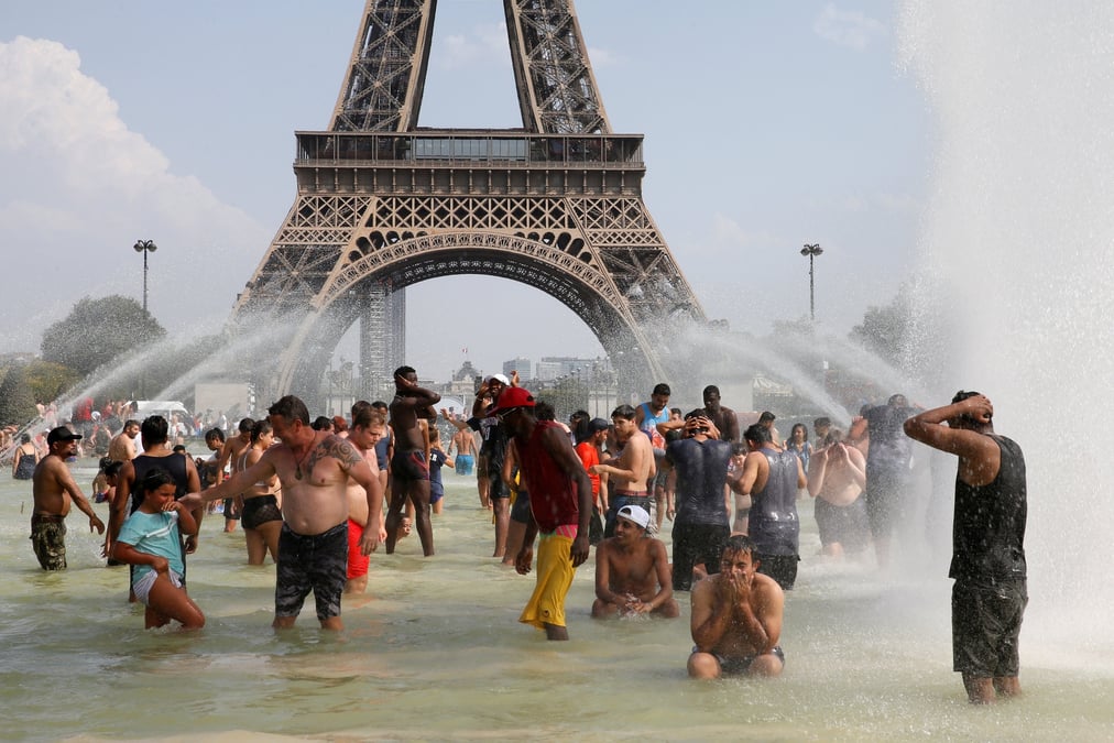 Sur les réseaux sociaux ou le site de l'association, les citoyens pourront partager leurs observations à propos de phénomènes tels que la hausse des températures, la multiplication des événements climatiques extrêmes, l'érosion des côtes etc.