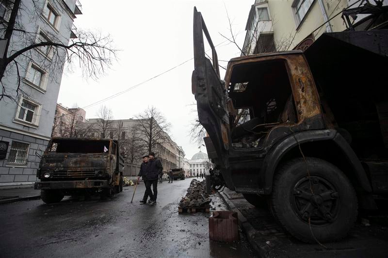 Premiers mandats d'arrêt en Ukraine contre le camp Ianoukovitch