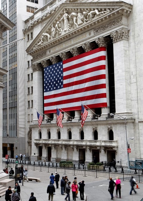 Wall street attend la fed et la decision sur l'obamacare