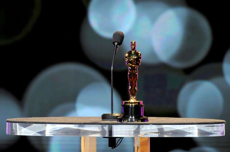 Des WC au musée, les stars exposent leurs Oscars