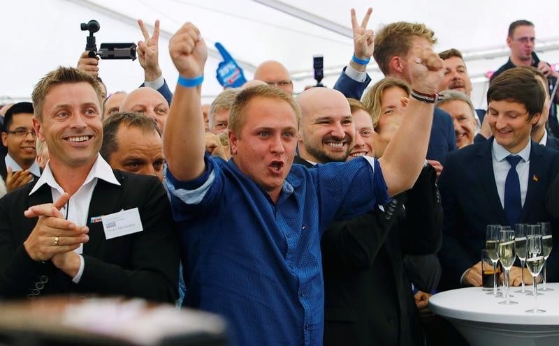 La csu met en garde angela merkel apres le test reussi de l'afd