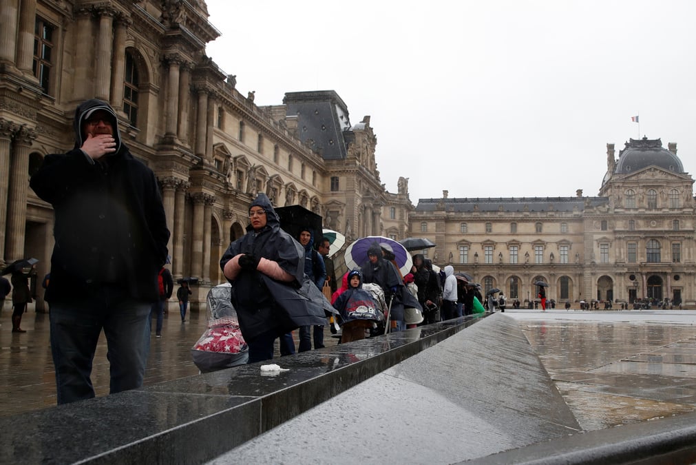 Coronavirus: le nombre de cas confirmes s'eleve a 130 en france