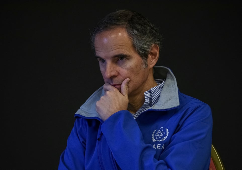 Le directeur general de l'aiea, m. grossi, s'entretient avec reuters a dnipro