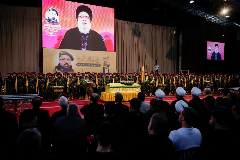 Hassan nasrallah lors des funerailles du chef militaire du hezbollah, fouad choukr