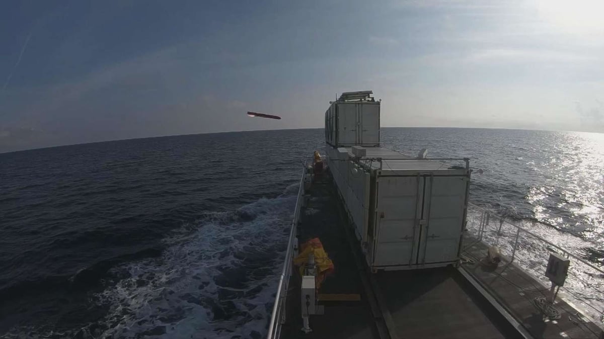 Le missile MBDA Sea Venom-ANL avant impact sur cible.