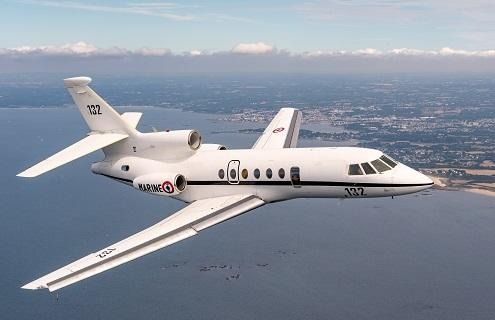 Le premier Falcon 50 Ms intégrant une trappe de largage a été remis à la DGA.