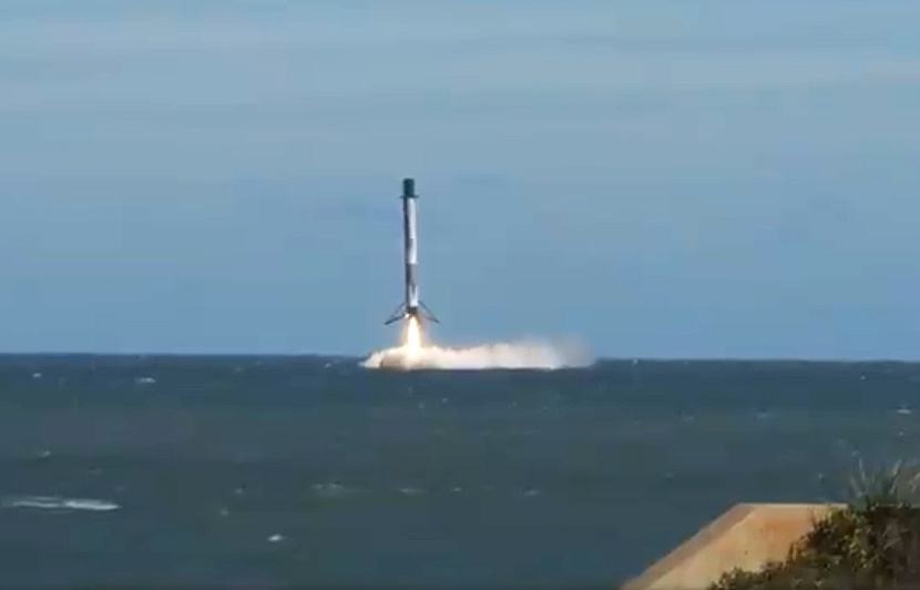 Quand le Falcon 9 se pose... su l'eau !