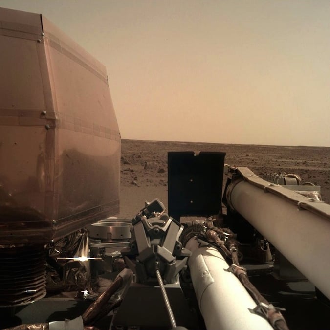 InSight image from the surface of Mars