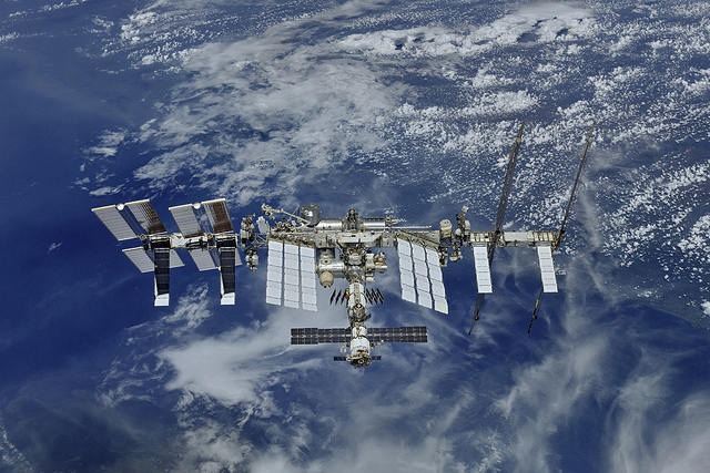 L'ISS vue du Soyouz MS 08, le 4 octobre 2018.