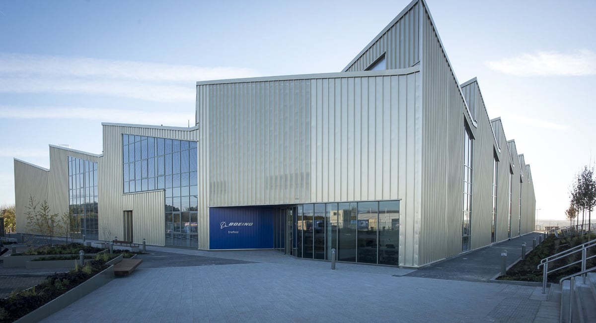 Boeing a inauguré sa première usine en Europe, à Sheffield, en Grande-Bretagne. Celle-ci produira des composants d’actionneur, destinés aux Boeing 737 et 767.