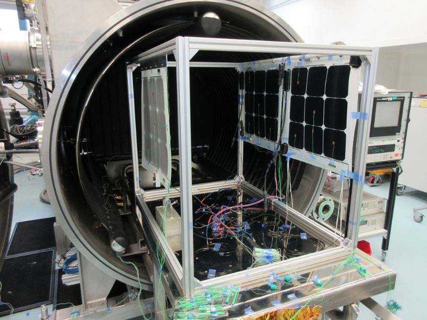 Stratobus solar panel modules.