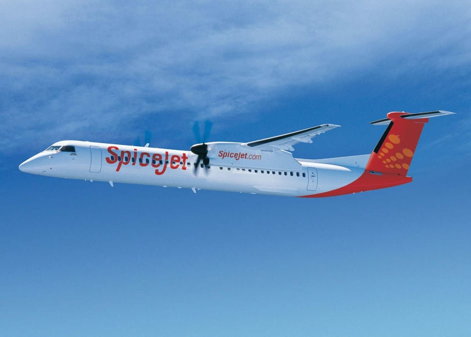SpiceJet Q400.