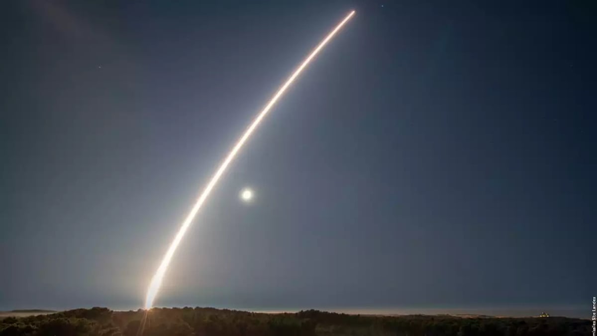 Premier tir d'un MSBS M51.3 depuis le site d'Essais de missiles de Biscarosse (18/11/2023).