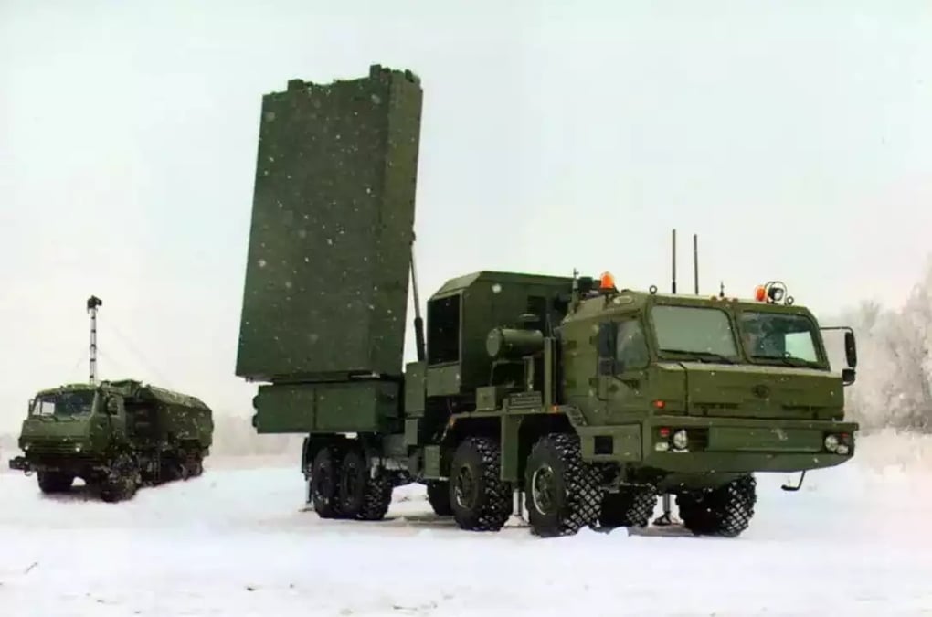 Radar de contrebatterie 1K148E Yastreb-AV russe.