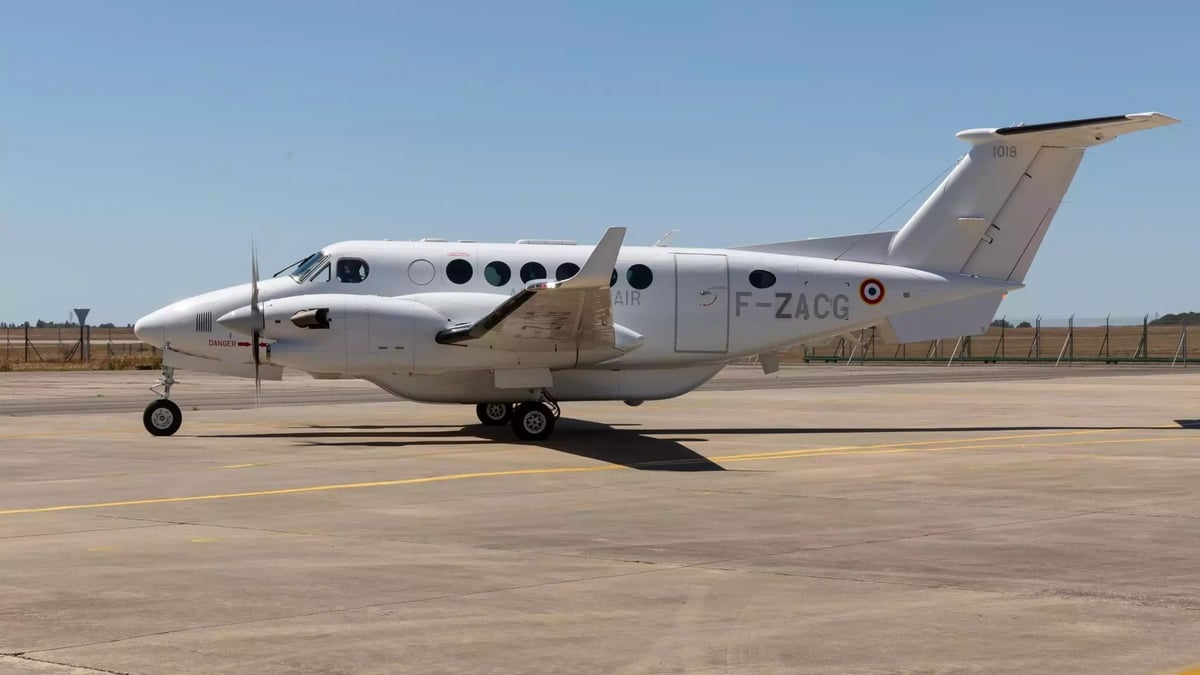 Avion Léger de Surveillance et de Reconnaissance (ALSR) de l'AAE (n°1018, F-ZACG).