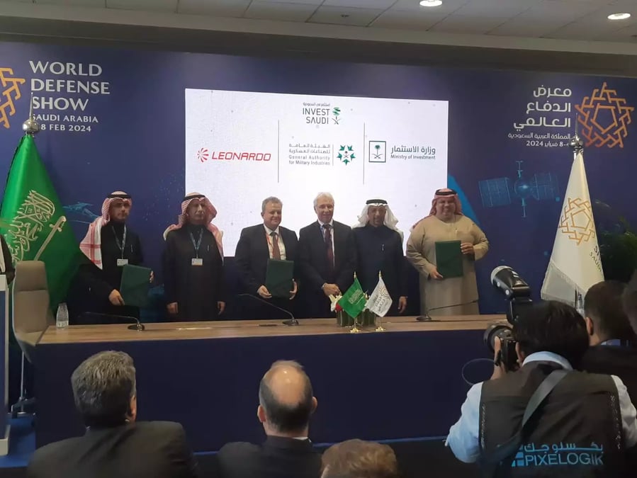 Signature d'un protocole d'accord (MoU) entre l'Arabie Saoudite et Leonardo au World Defense Show 2024.