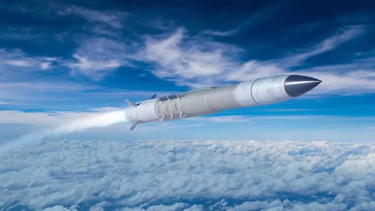 Représentation en vol d'un missile antiaérien Patriot PAC-3 MSE.