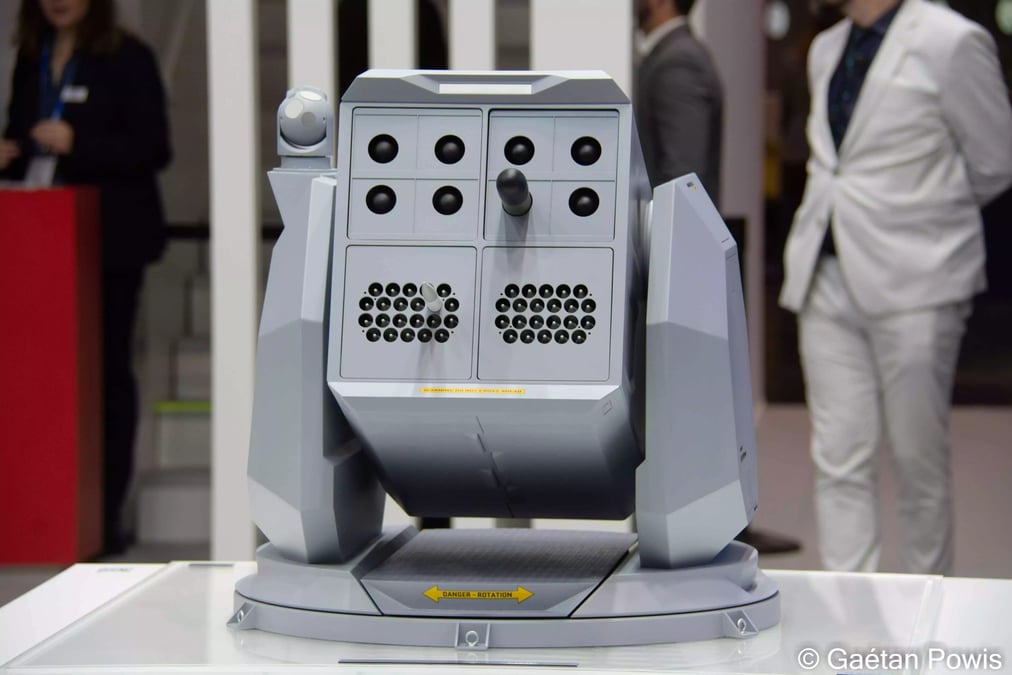 Modèle réduit du Multi-Purpose Launching System (MPLS) sur le stand Naval Group à Euronaval 2024.