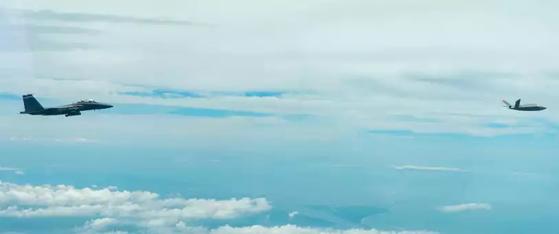 686e4e0247999