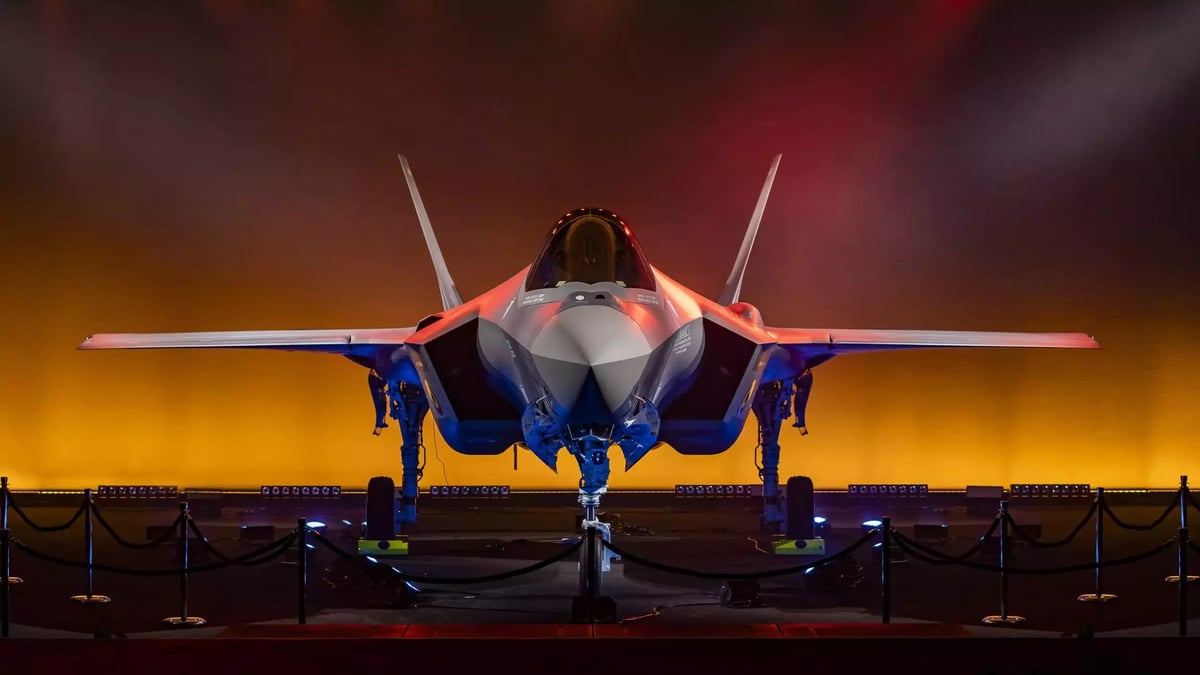 Premier F-35A Lightning II belge dévoilé lors d'une cérémonie à Fort Worth (Texas, États-Unis)(10 décembre 2023).