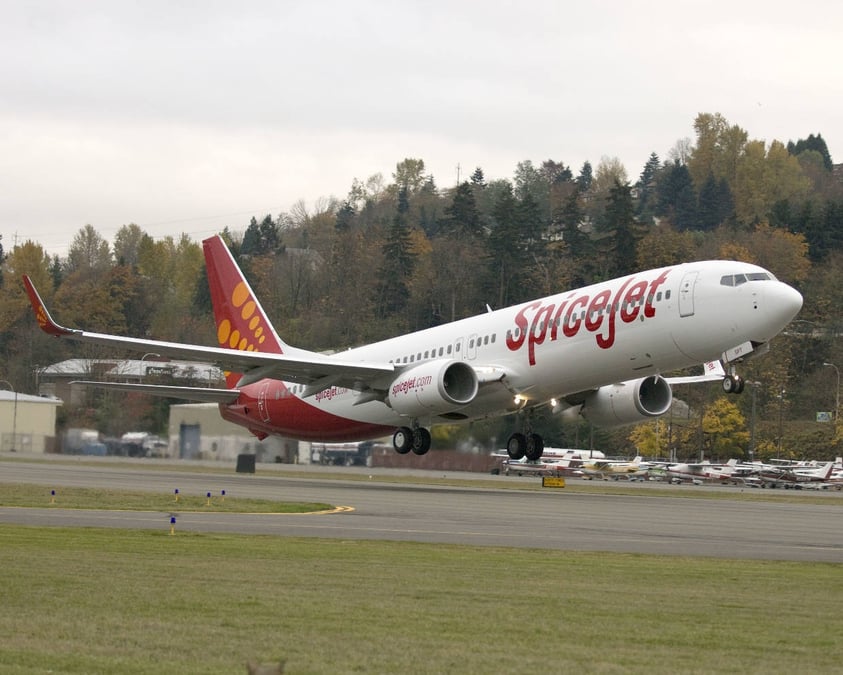 effectuera sa propre revue des changements de conception intervenus sur les 737 MAX 8 avant de les accepter sur des avions immatriculés au Canada.