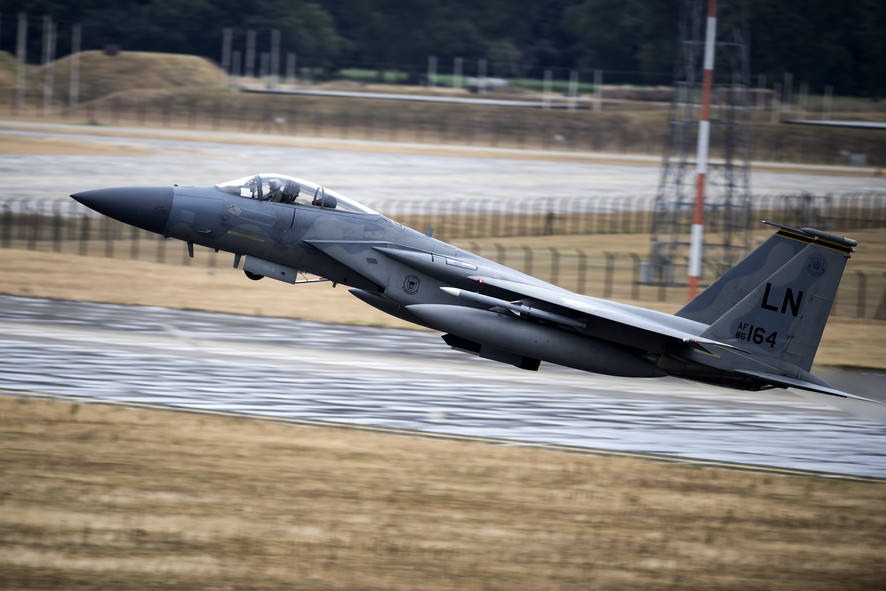 Des F-15C/D américains sont arrivés en Islande.