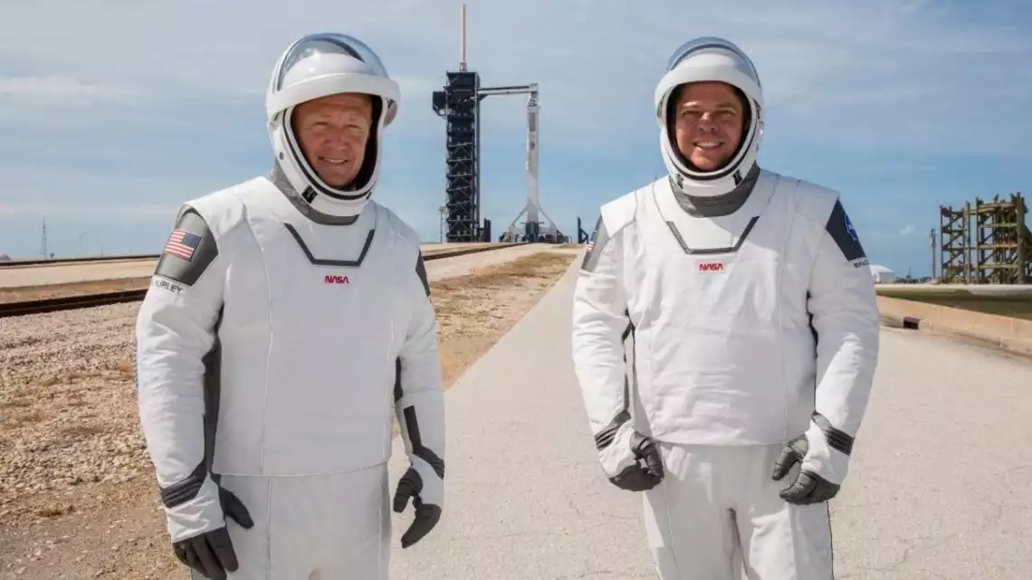 behnken-hurley-astronautes-spacex-1140x641