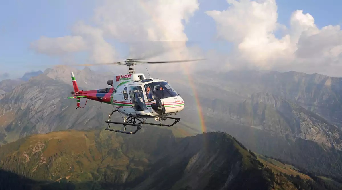 Le 7000ème hélicoptère H125 écureuil d'Airbus Helicopters aux couleurs de Blugeon.