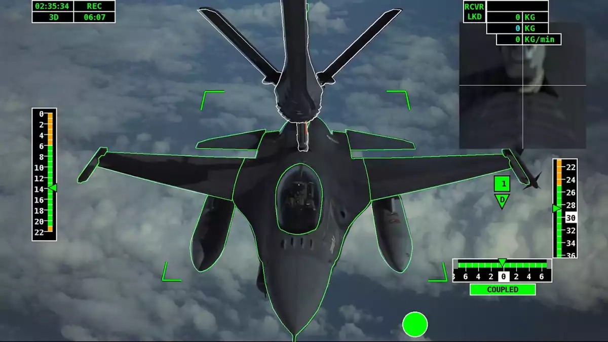 Image du système de ravitaillement automatique (A3R) d'un A330 MRTT lors de la campagne de ravitaillement auprès des F-16 de la Force aérienne de Singapour.