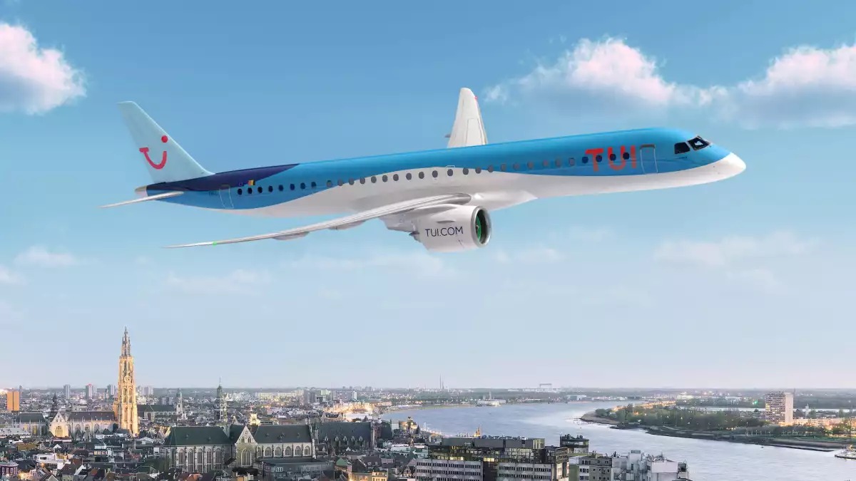 E195-E2_Tuifly