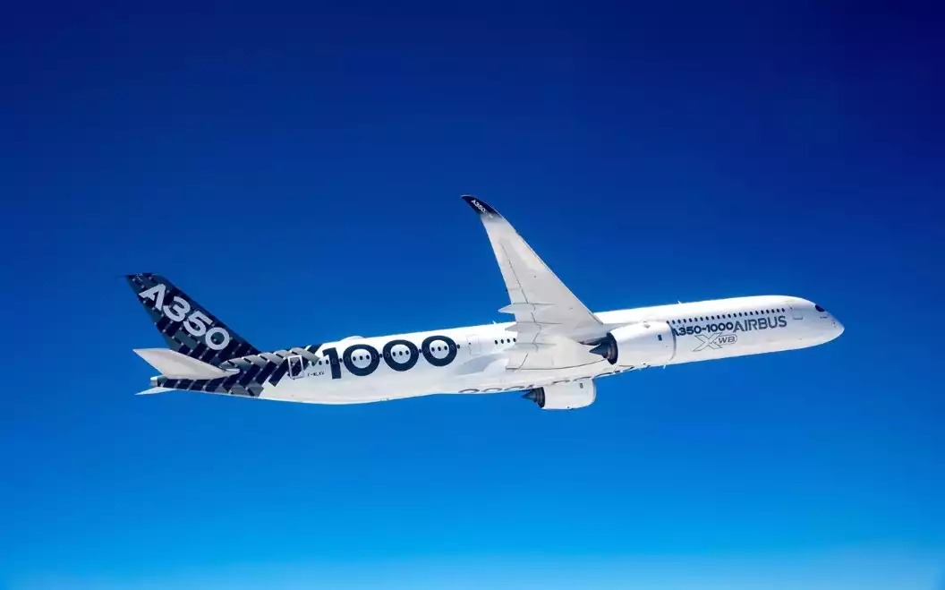 A350-1000 d'Airbus en vol.