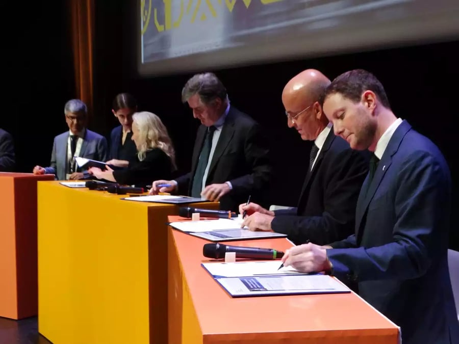 Signature de la charte de qualité de service dans le transport aérien