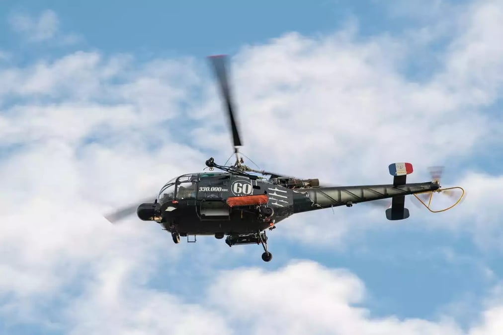 Alouette III spécial 330000 heures de vol.