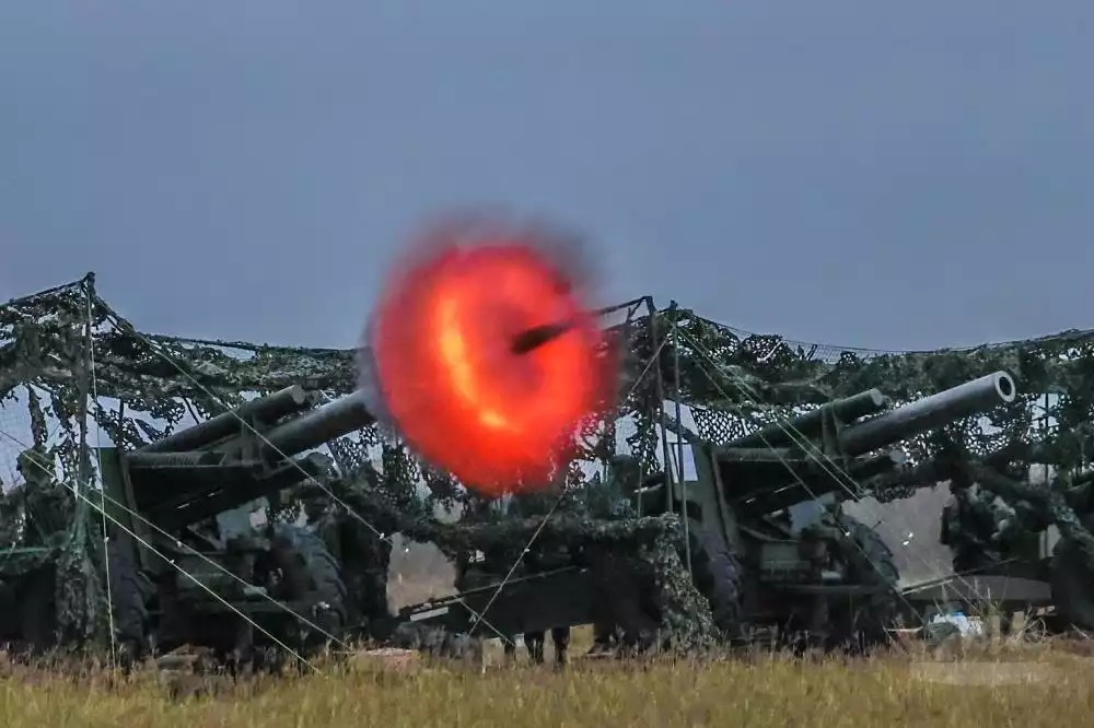 Exercice d'artillerie des forces armées taïwanaises