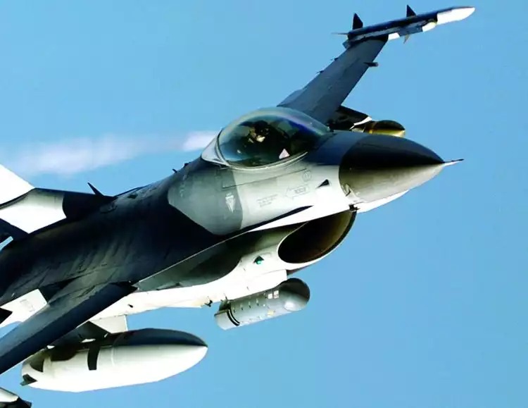 F-16